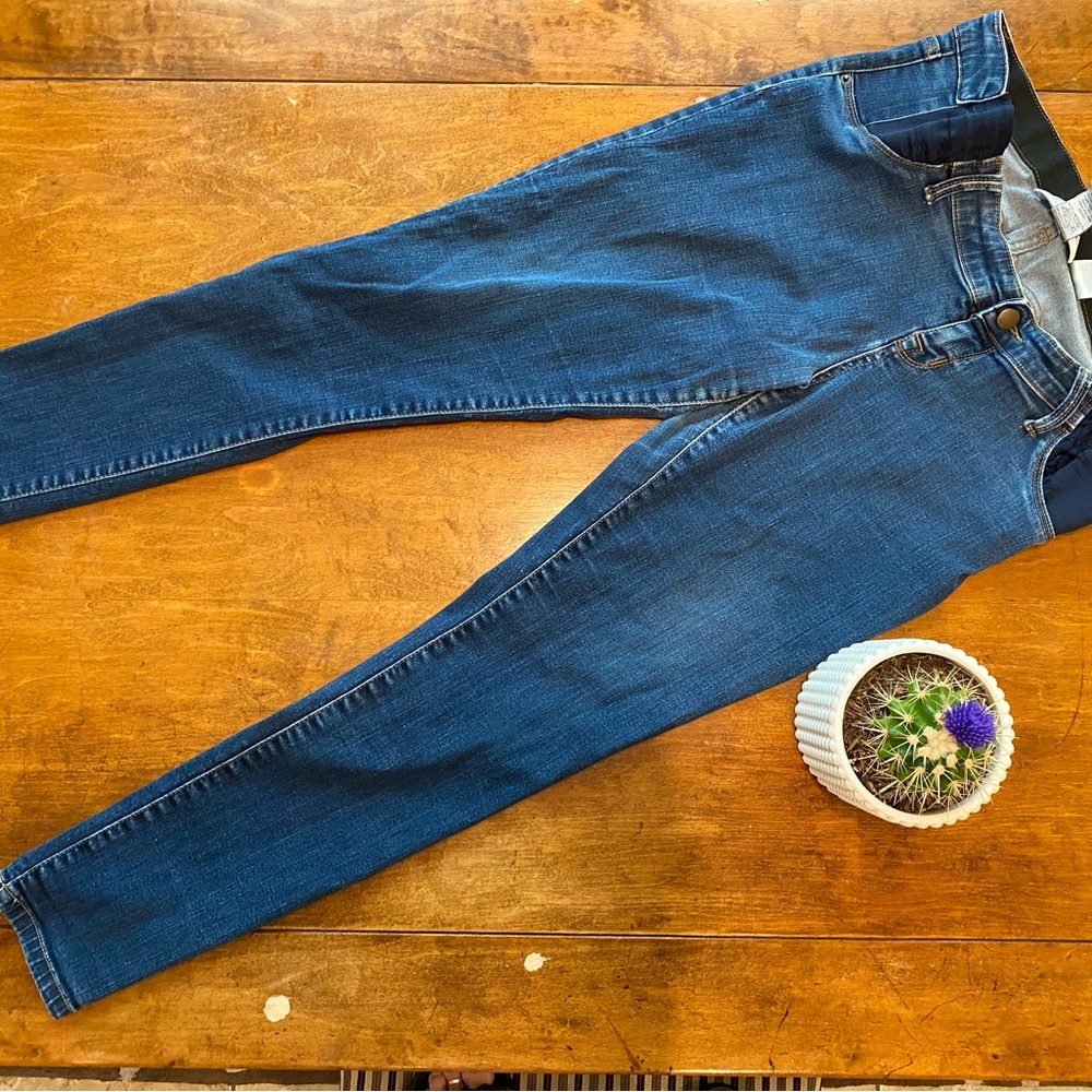 Liz Lange Maternity Jeggings Size M Dark Wash Side Panel Stretch Jeans